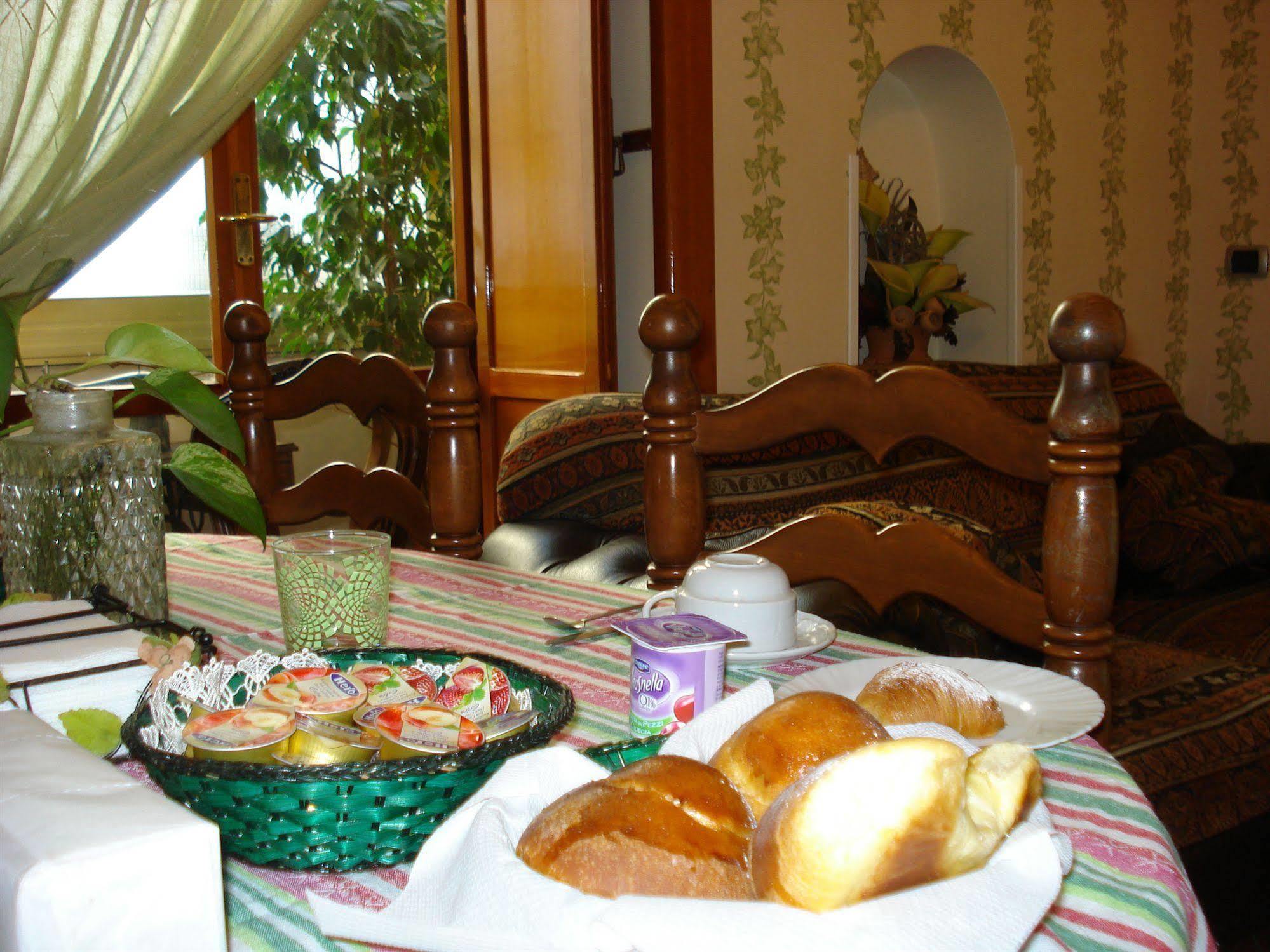 Areamare Bed and Breakfast Napels Buitenkant foto